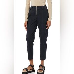 Women's Black crop Pants
